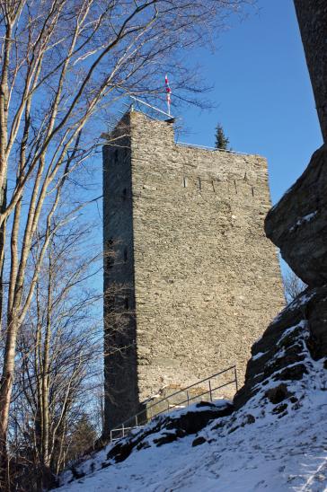 Der begehbare Wohnturm, überdacht mit einer herrlichen Aussicht.